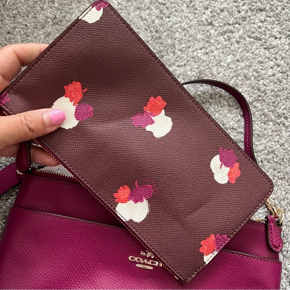 Coach 2 in 1 large wristlet NWT - Picture 4 of 11